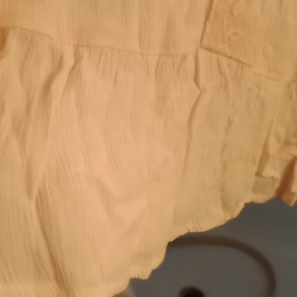 Pale pink top 🩷 - Picture 3 of 10